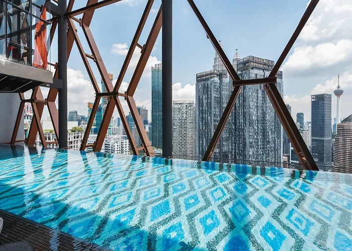 Scarletz Klcc Apartments By Soulasia